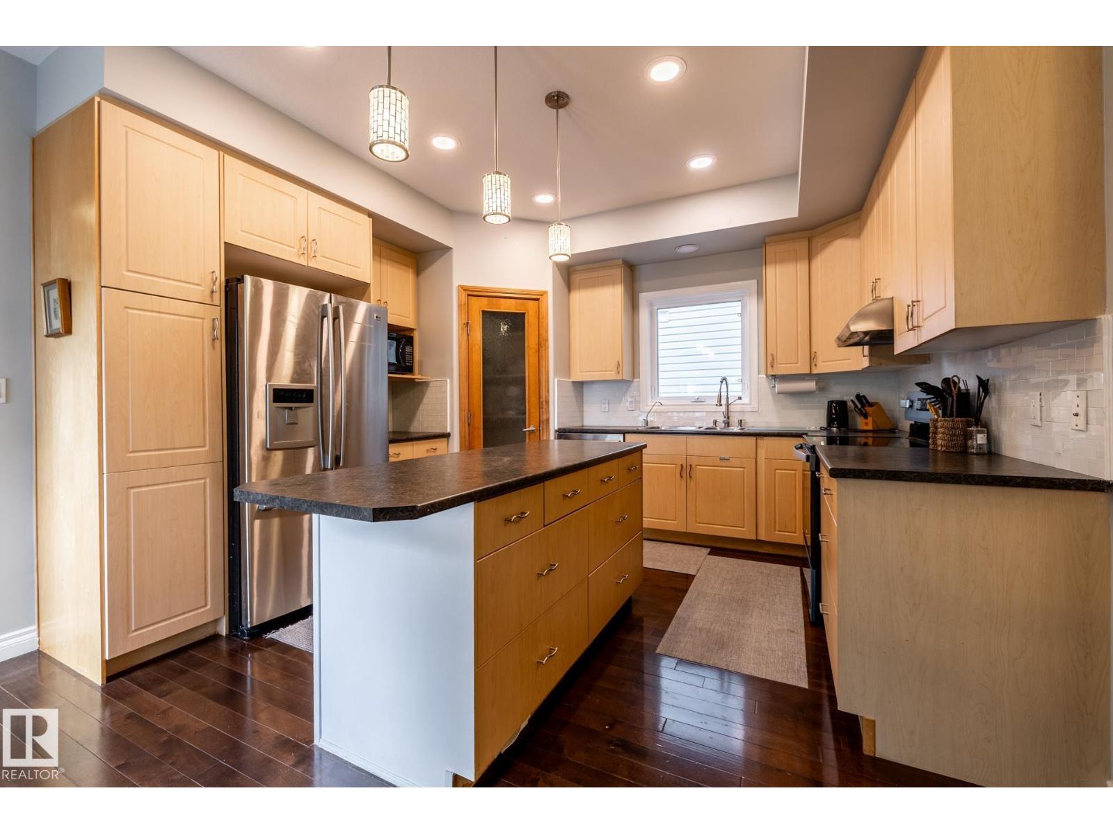 2036 TOWNE CENTRE BV NW - 7