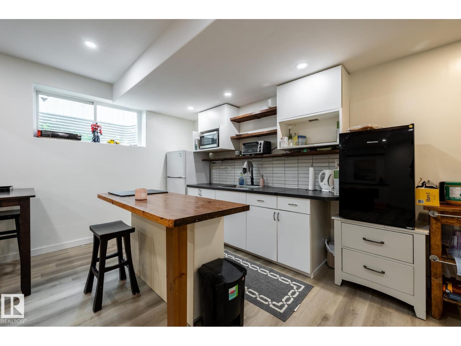 2036 TOWNE CENTRE BV NW - 43