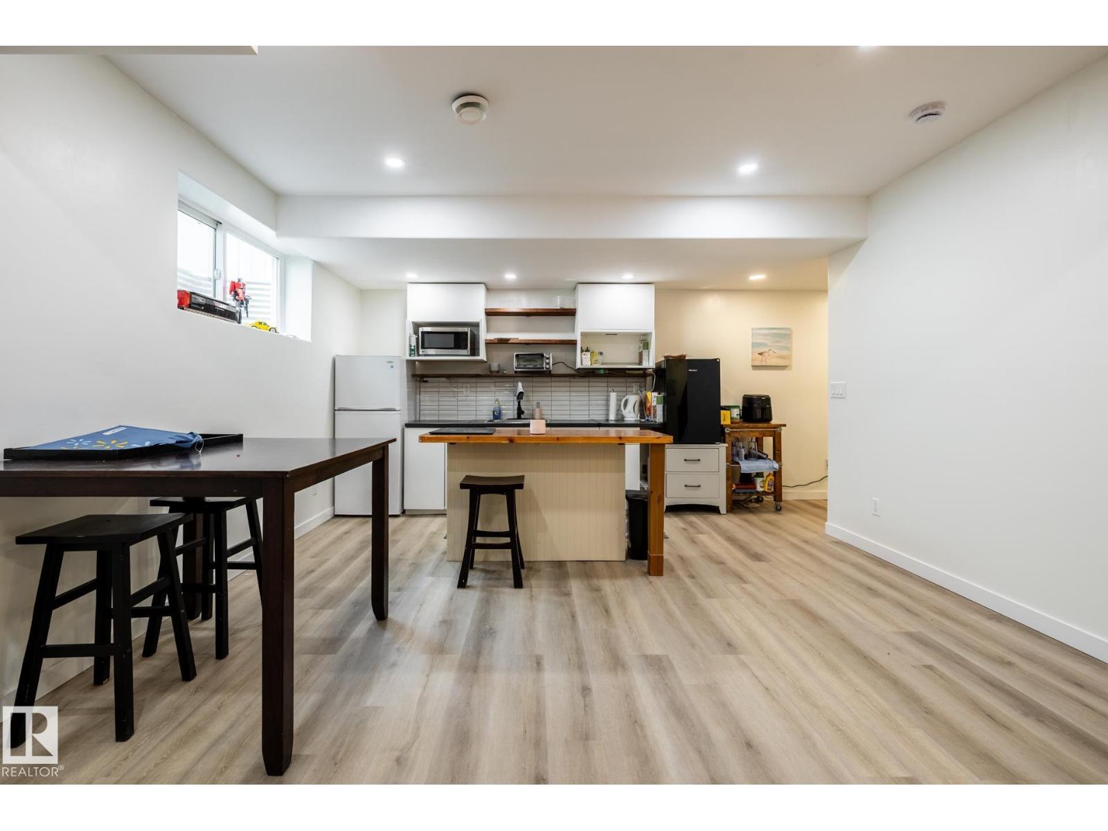 2036 TOWNE CENTRE BV NW - 45