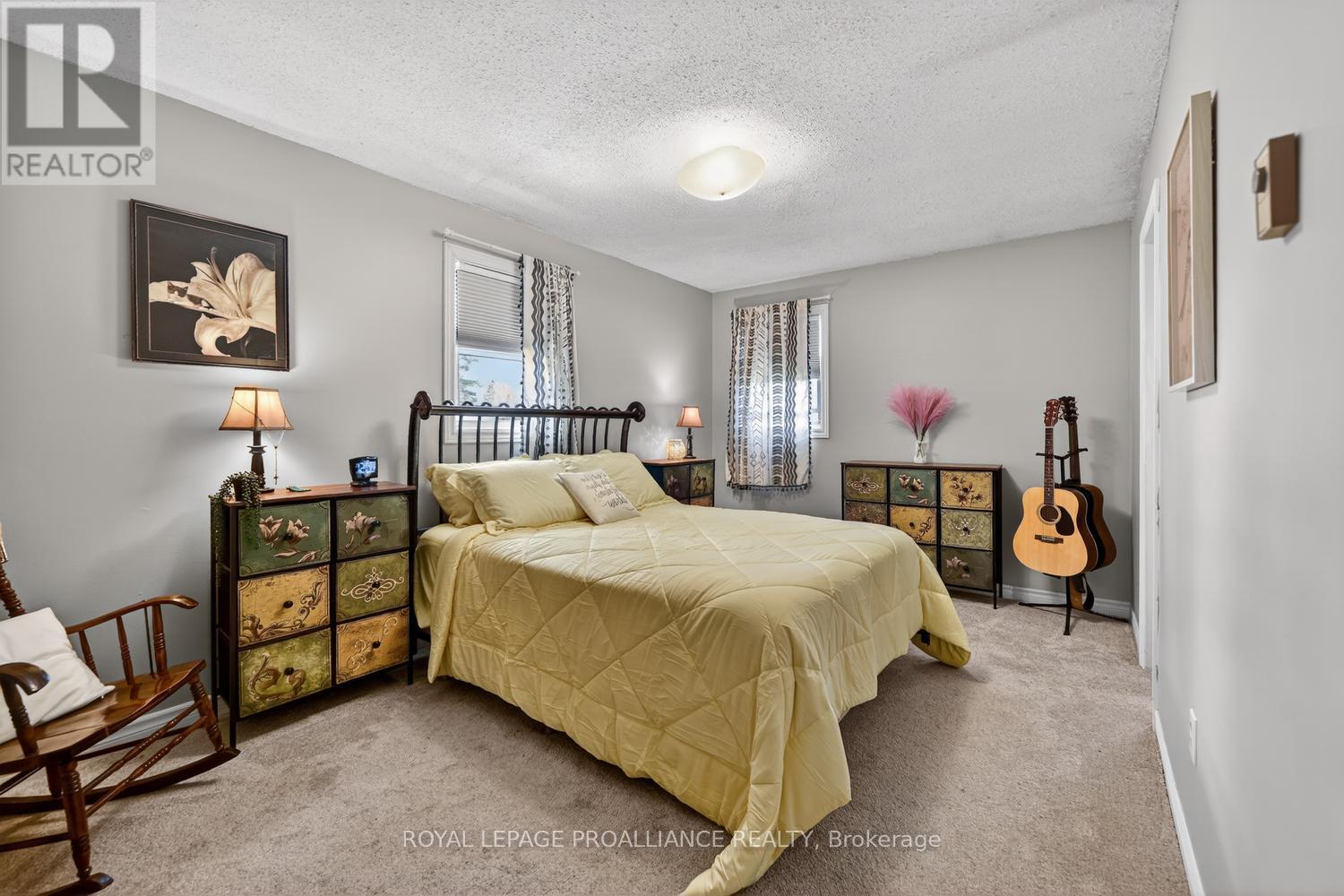 913 GEORGE STREET - 22