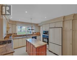 Foyer - 43 Golfwood Heights E, Toronto, ON M9P3L8 Photo 12
