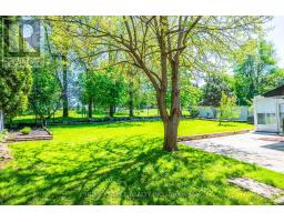 43 Golfwood Heights E, Toronto, ON M9P3L8 Photo 40