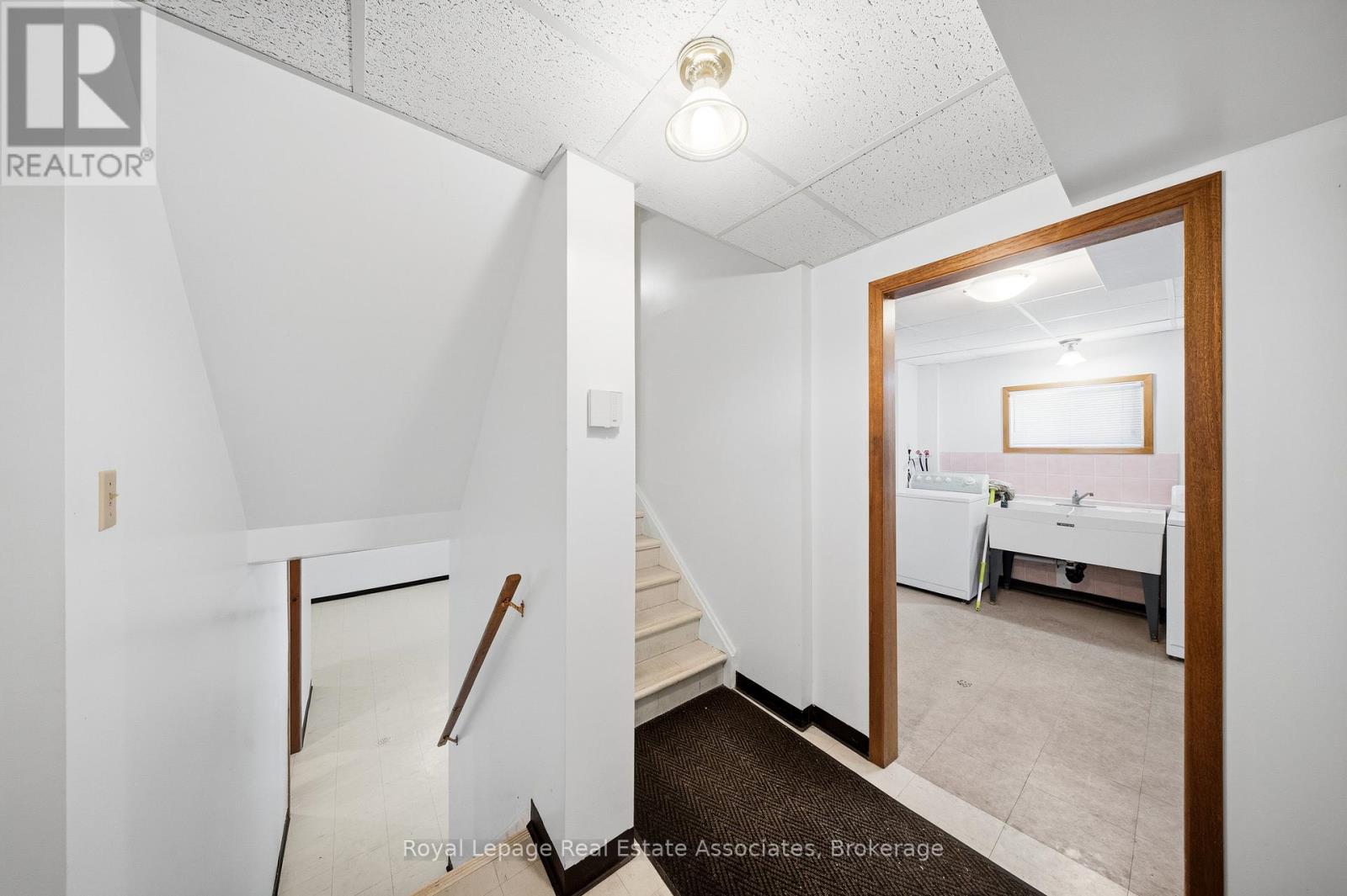 4084 LONGO CIRCLE - 26