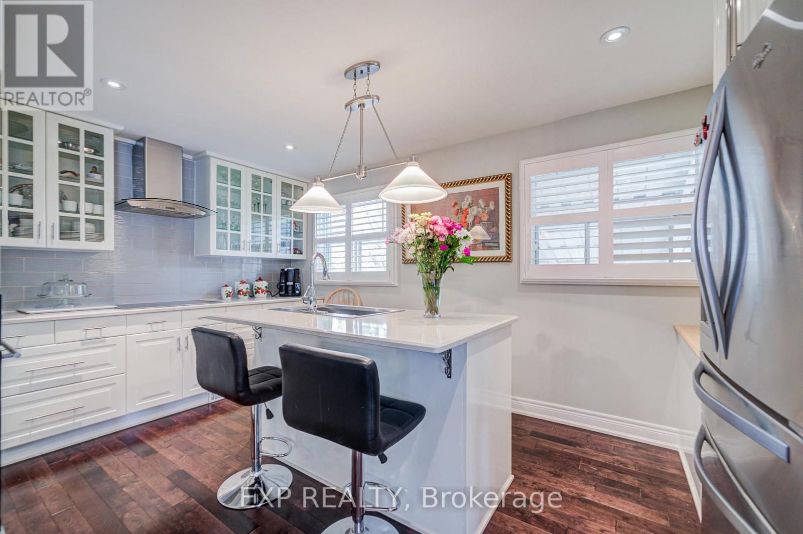 593A SCARLETT ROAD N - 14