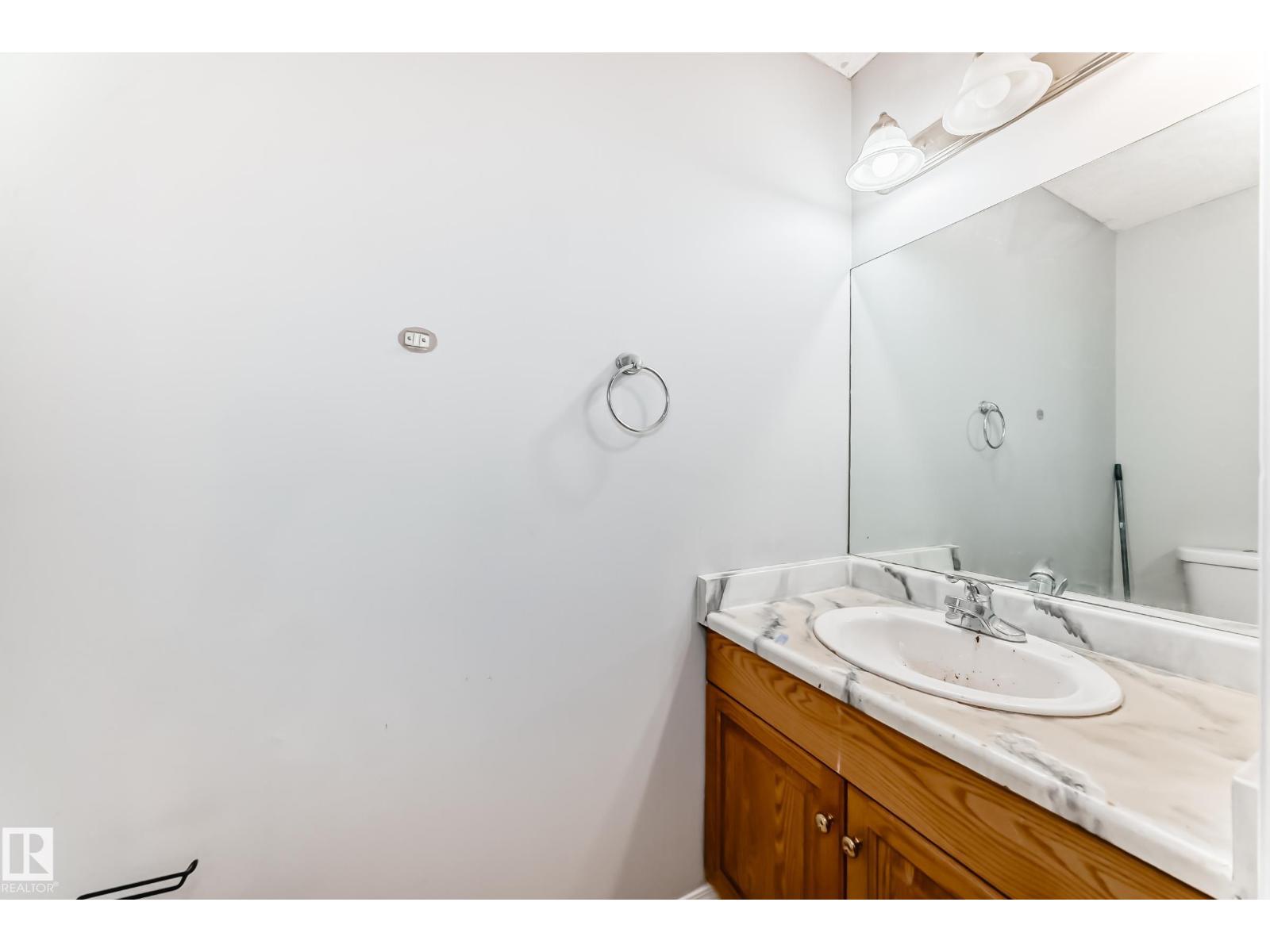 10017 153 ST NW - 23