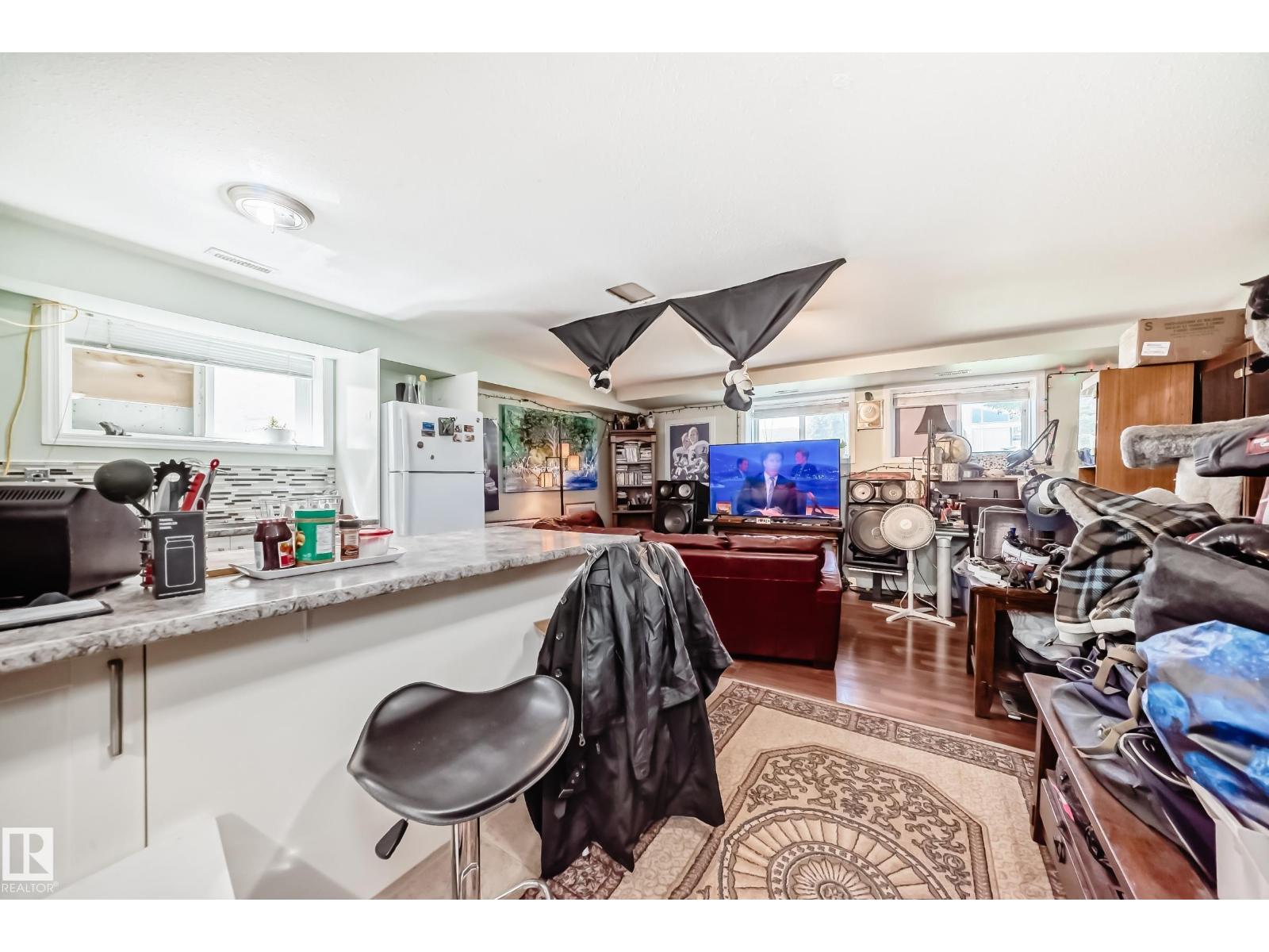 10017 153 ST NW - 3