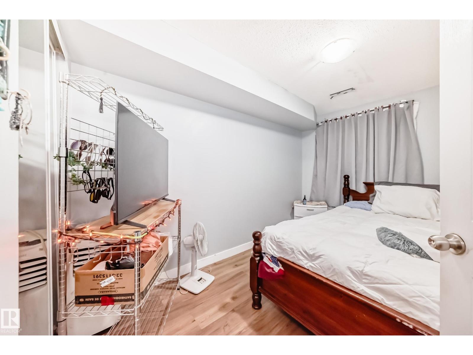 10017 153 ST NW - 38