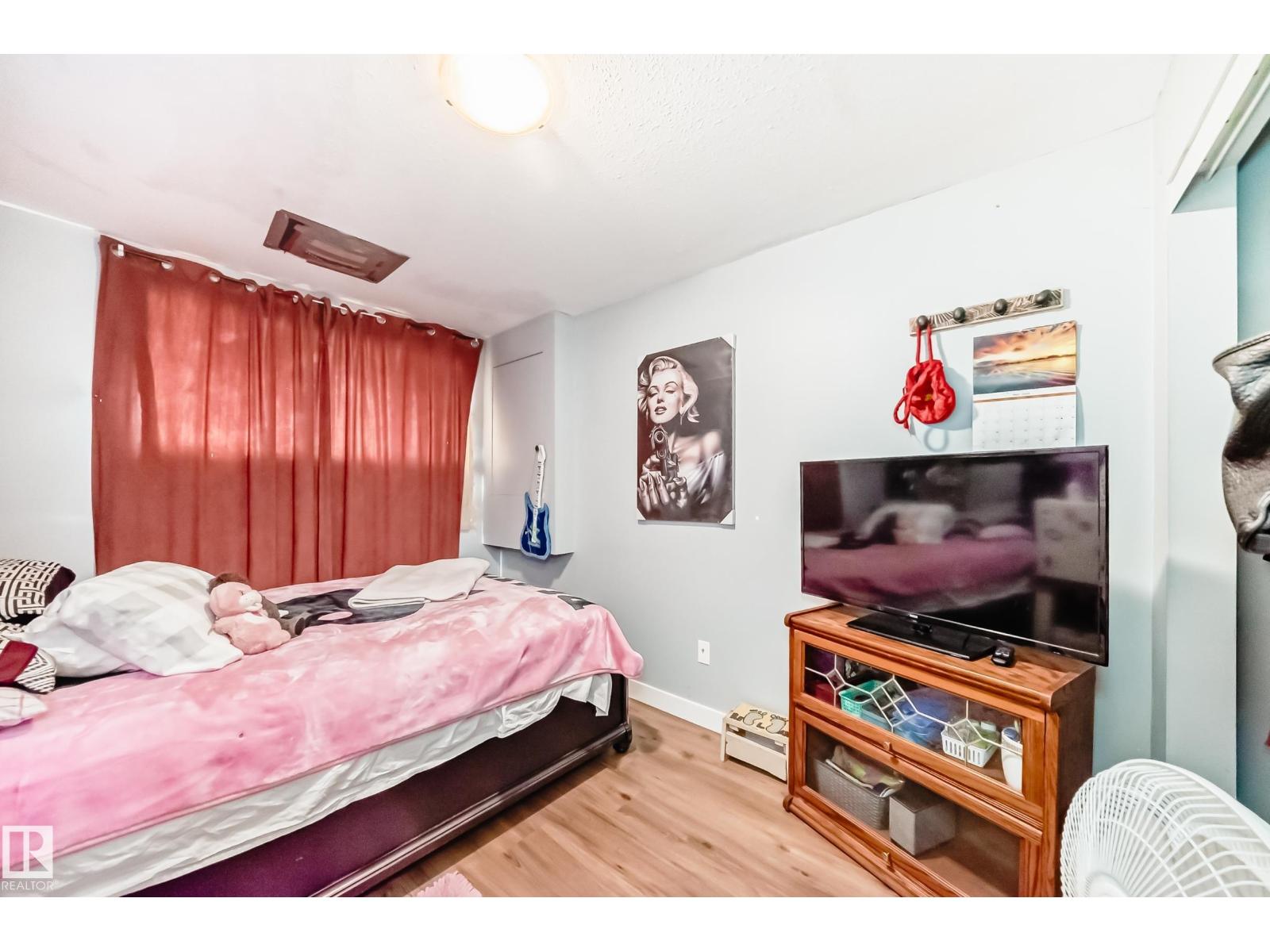10017 153 ST NW - 39
