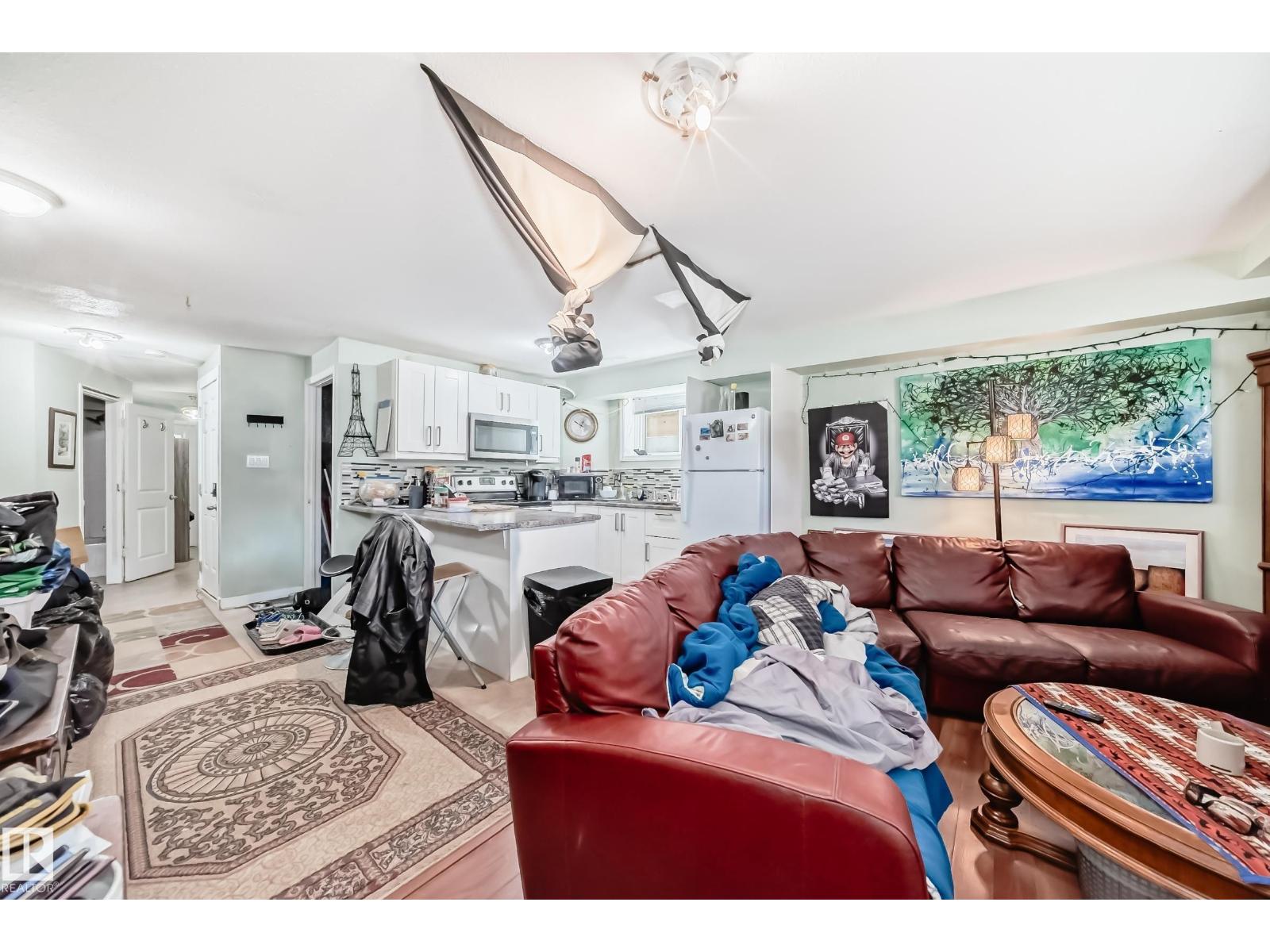 10017 153 ST NW - 5
