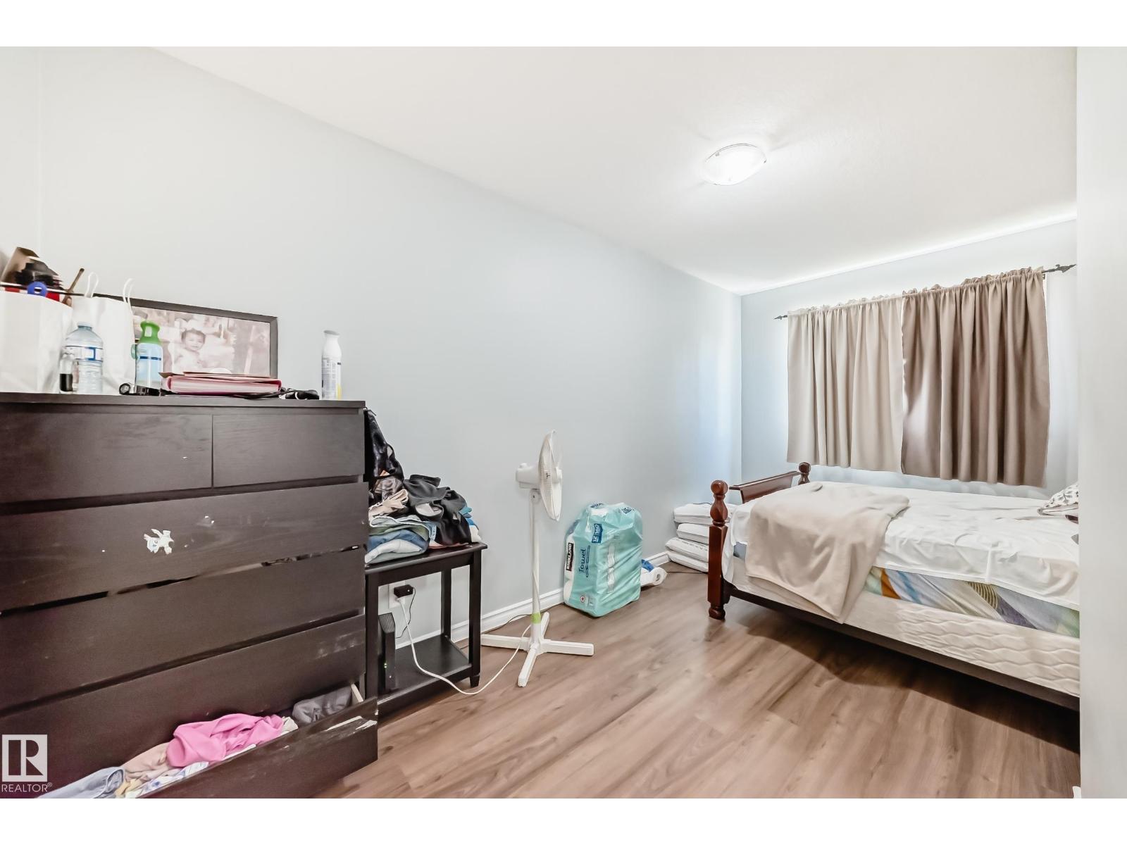10017 153 ST NW - 54