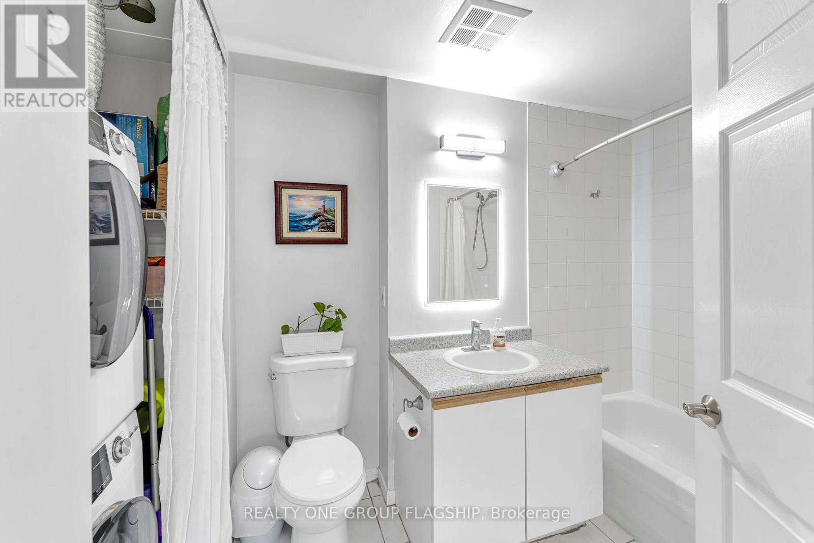#410 105 BAGOT STREET - 22