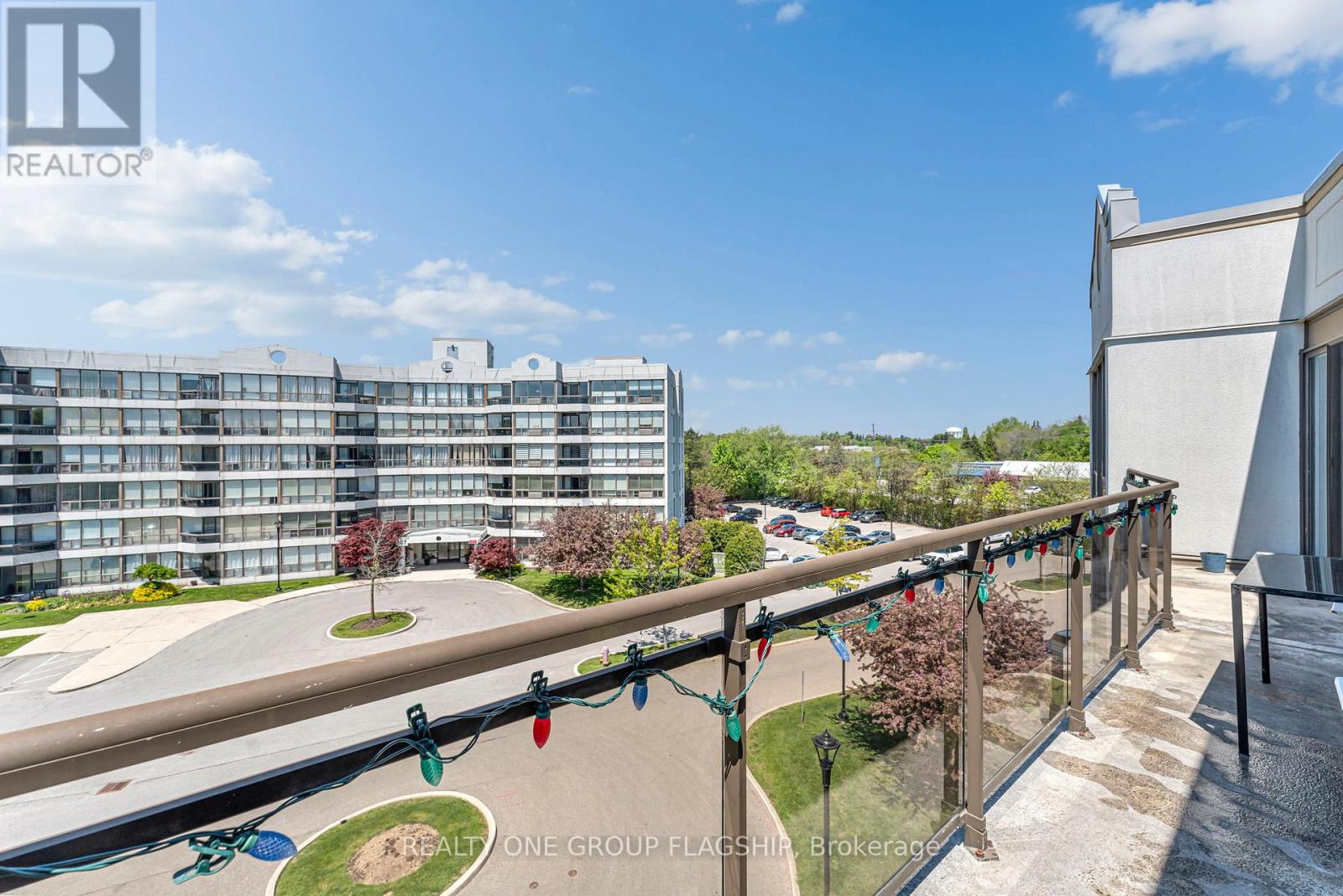 #410 105 BAGOT STREET - 30