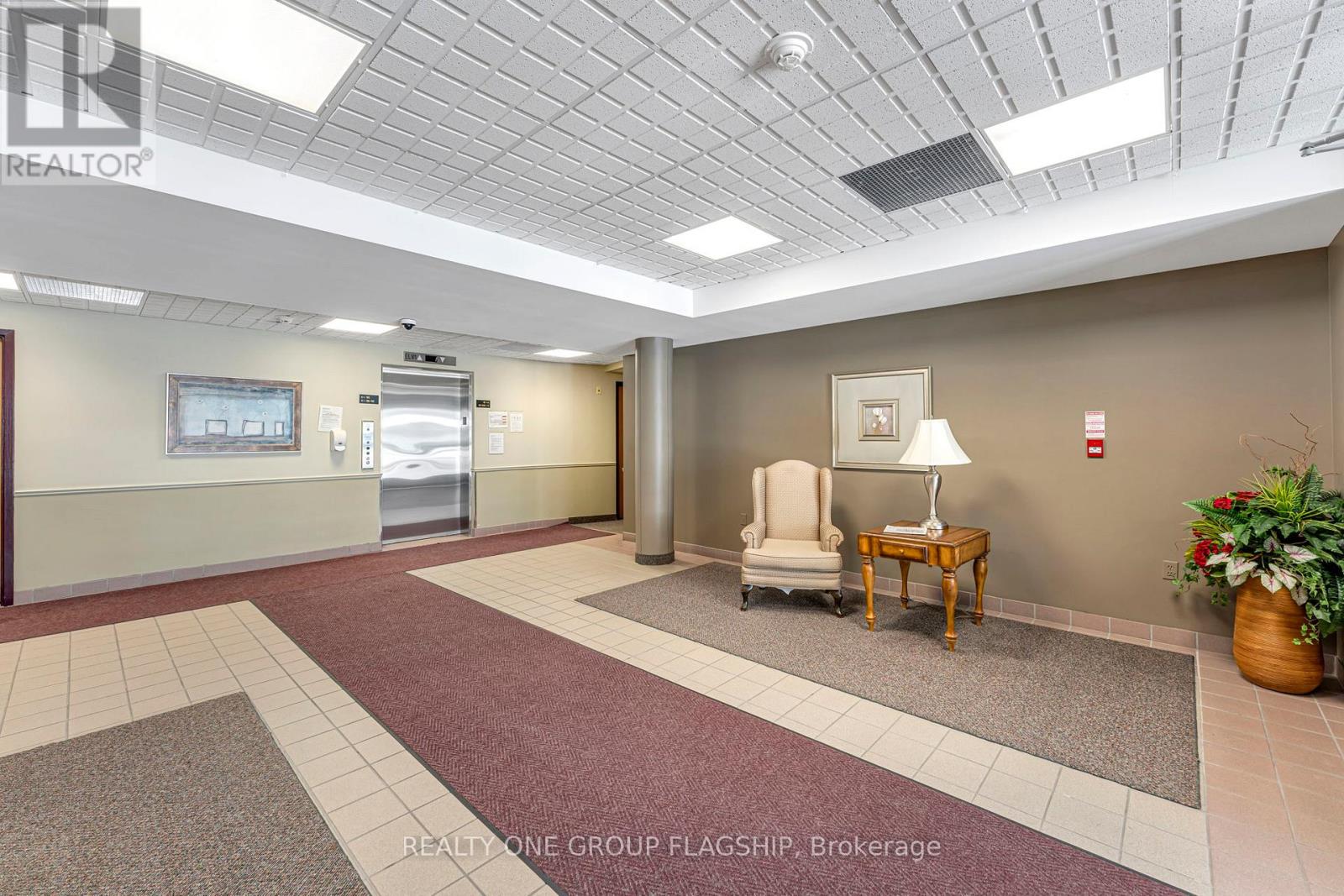 #410 105 BAGOT STREET - 5