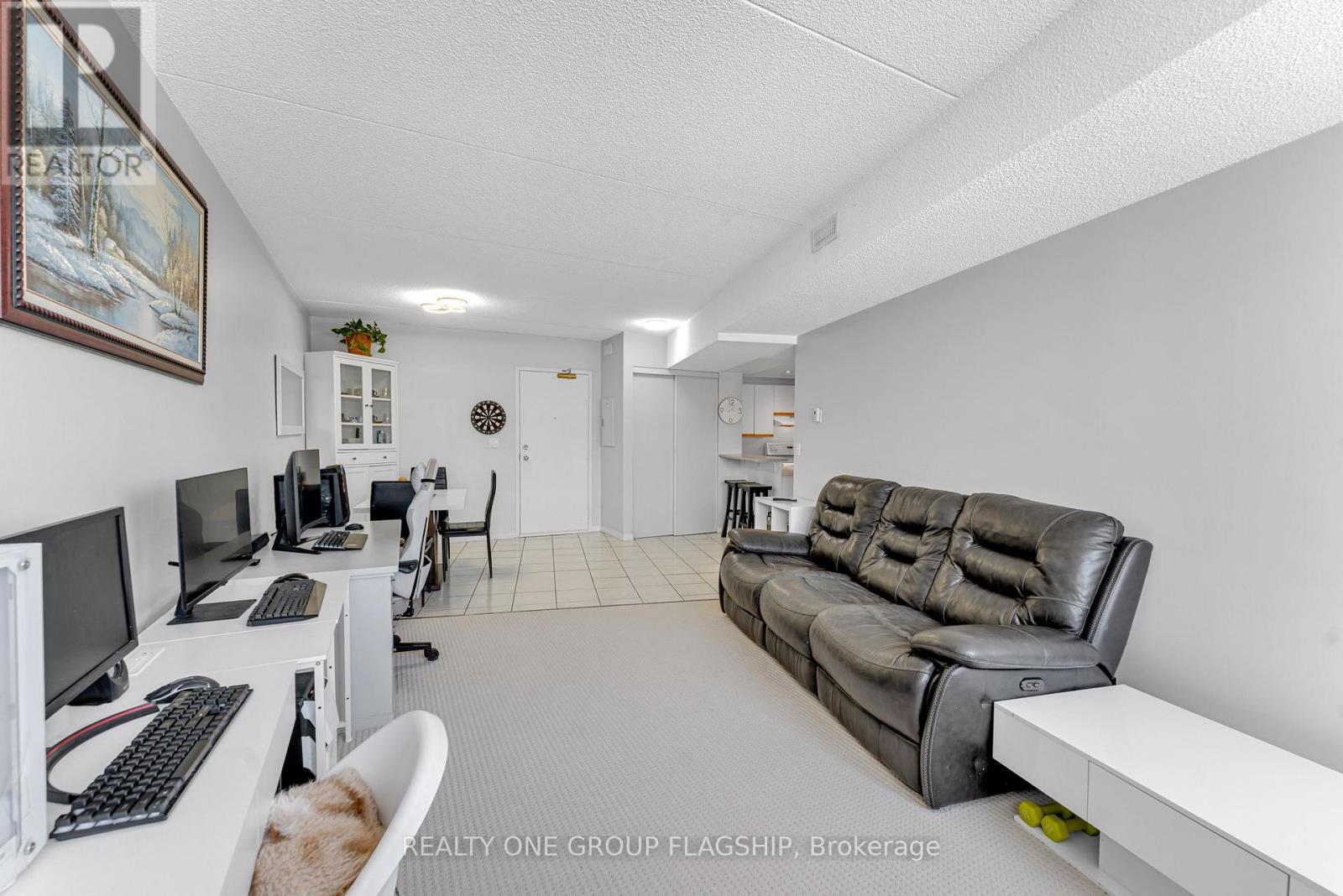#410 105 BAGOT STREET - 9