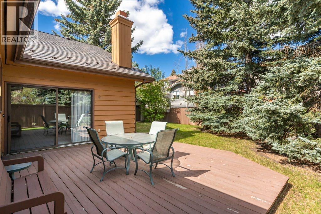 152 Coach Grove Place SW - 37