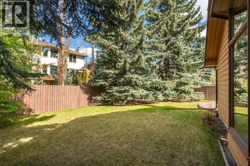152 Coach Grove Place SW - 39