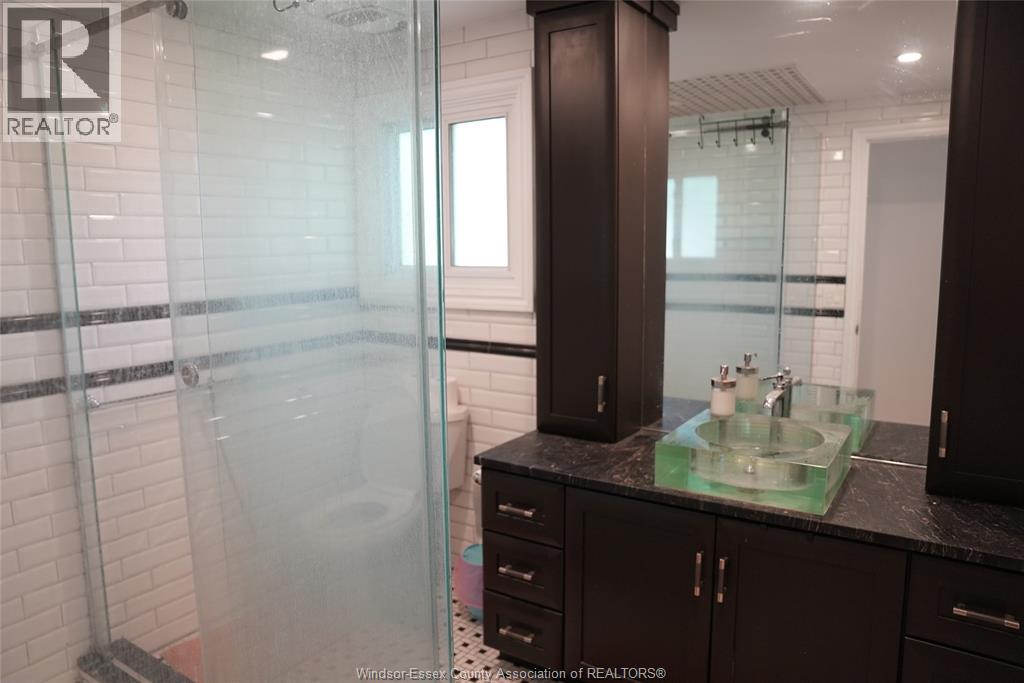 2688 JAMAICA CRESCENT - 14