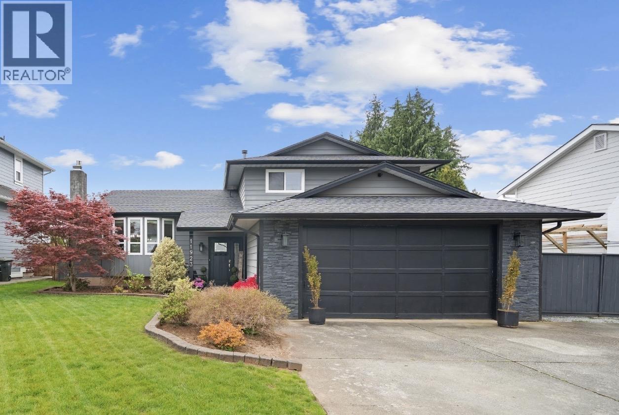 11923 194B Street - main photo