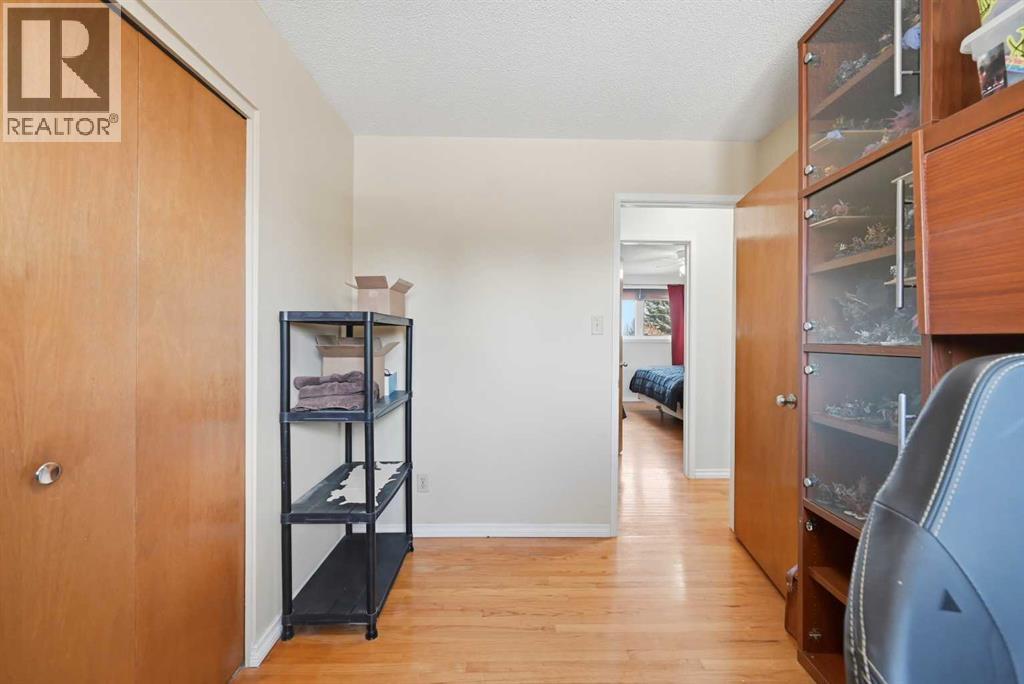 1012 Riddell Place SE - 18