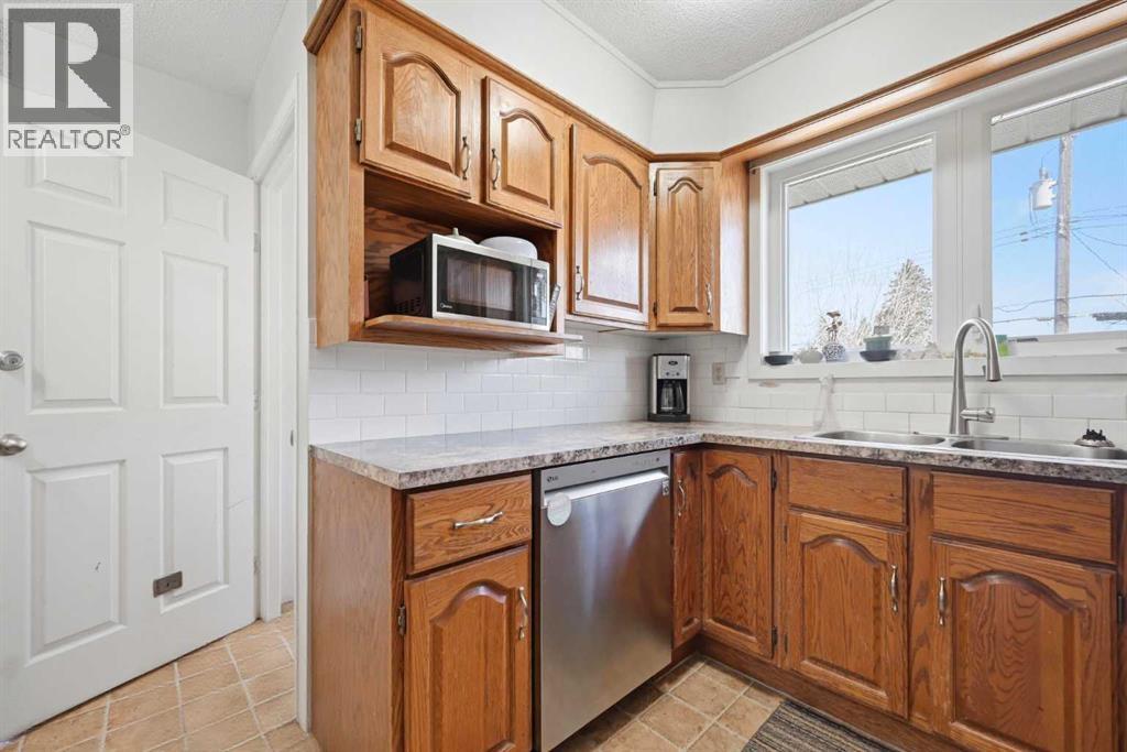1012 Riddell Place SE - 15