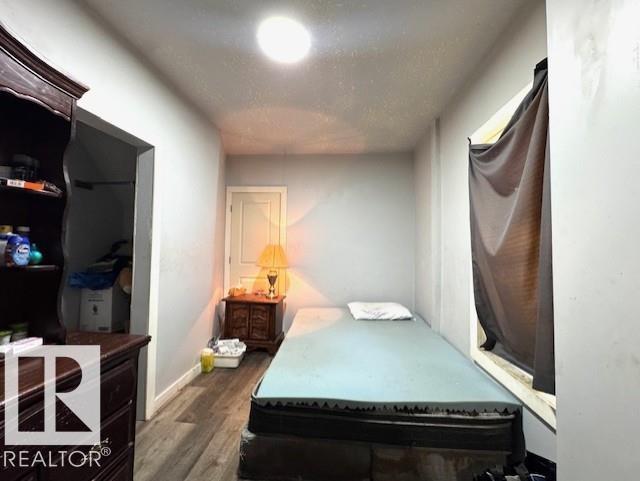 11202 96 ST NW - 15