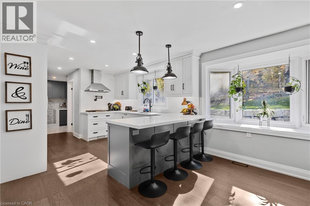 94 DORCHESTER Drive - 7
