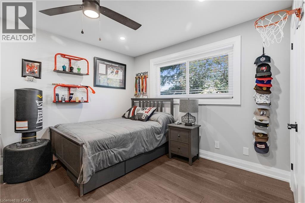 94 DORCHESTER Drive - 27