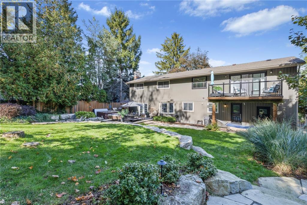 94 DORCHESTER Drive - 35