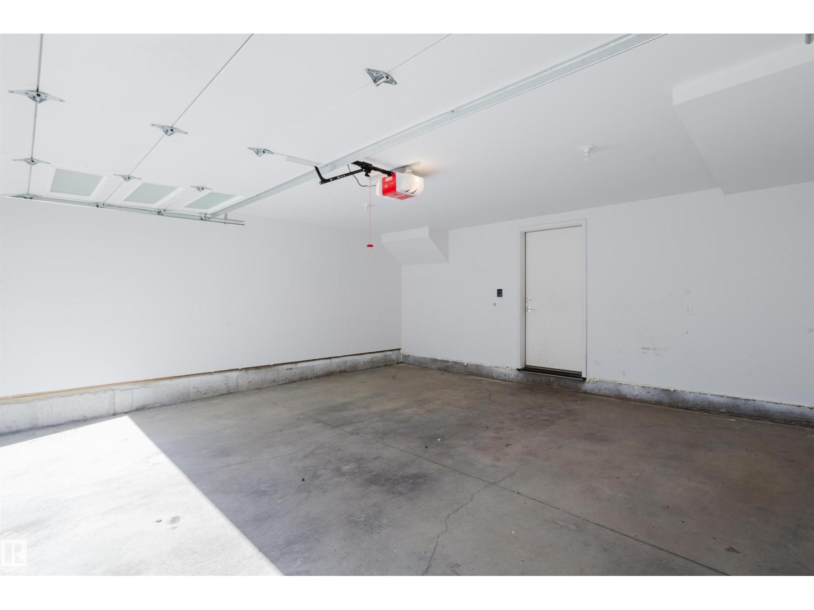 #26 10 SALISBURY WY - 41