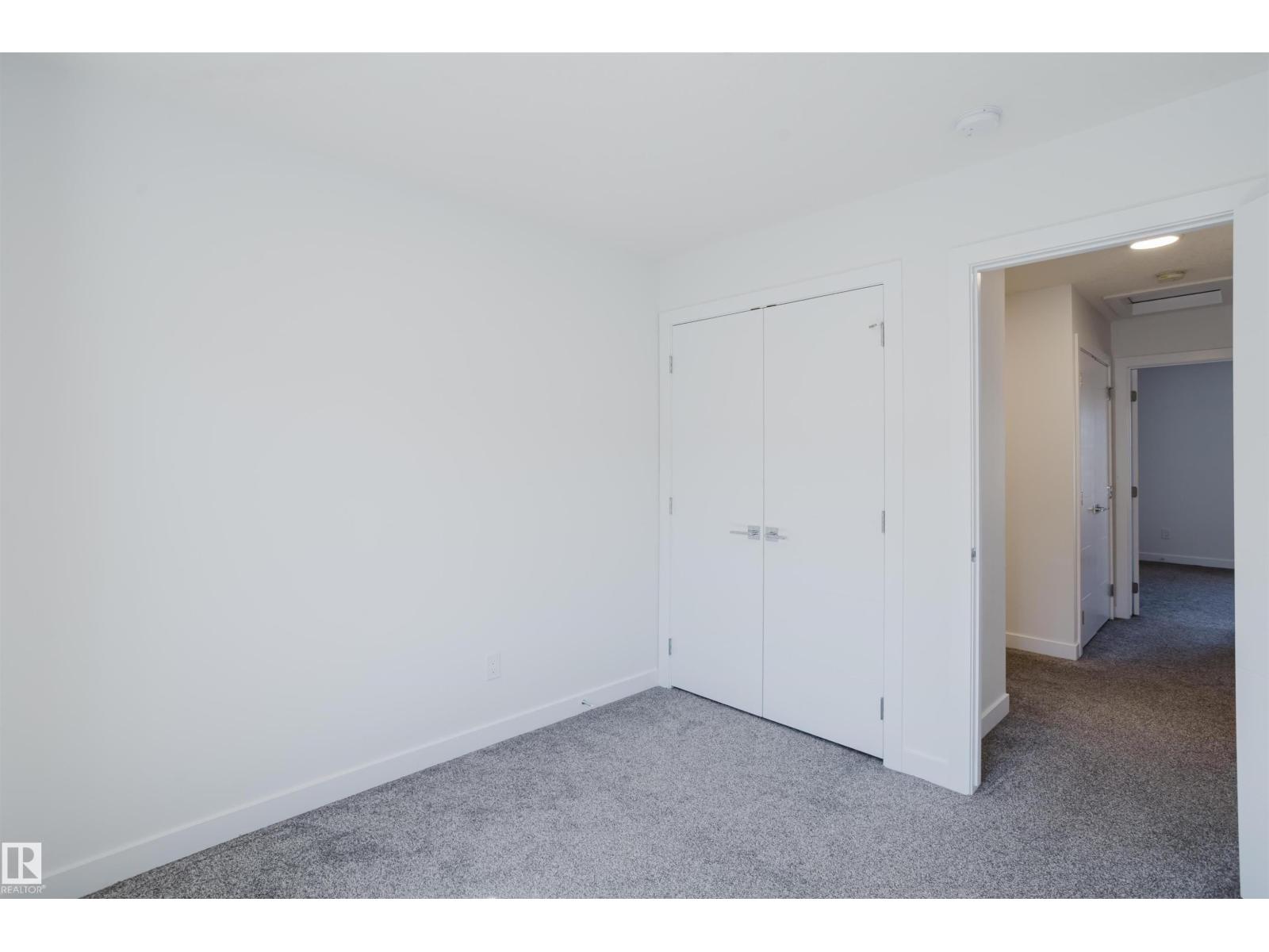 #26 10 SALISBURY WY - 27