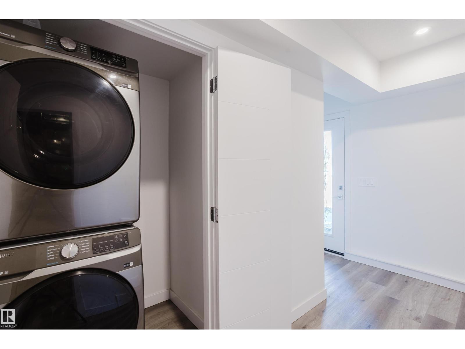#26 10 SALISBURY WY - 26