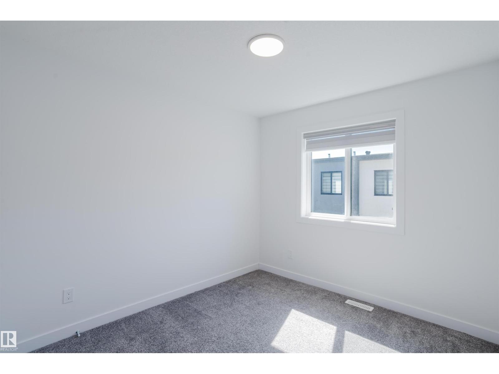 #26 10 SALISBURY WY - 34