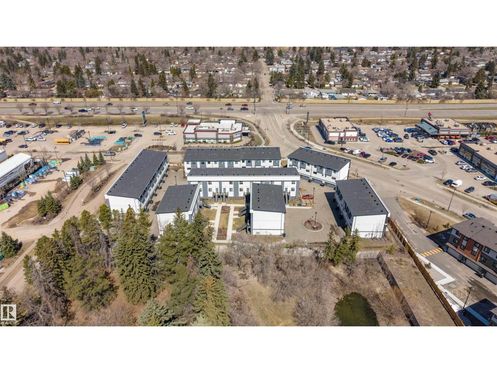 #26 10 SALISBURY WY - 52