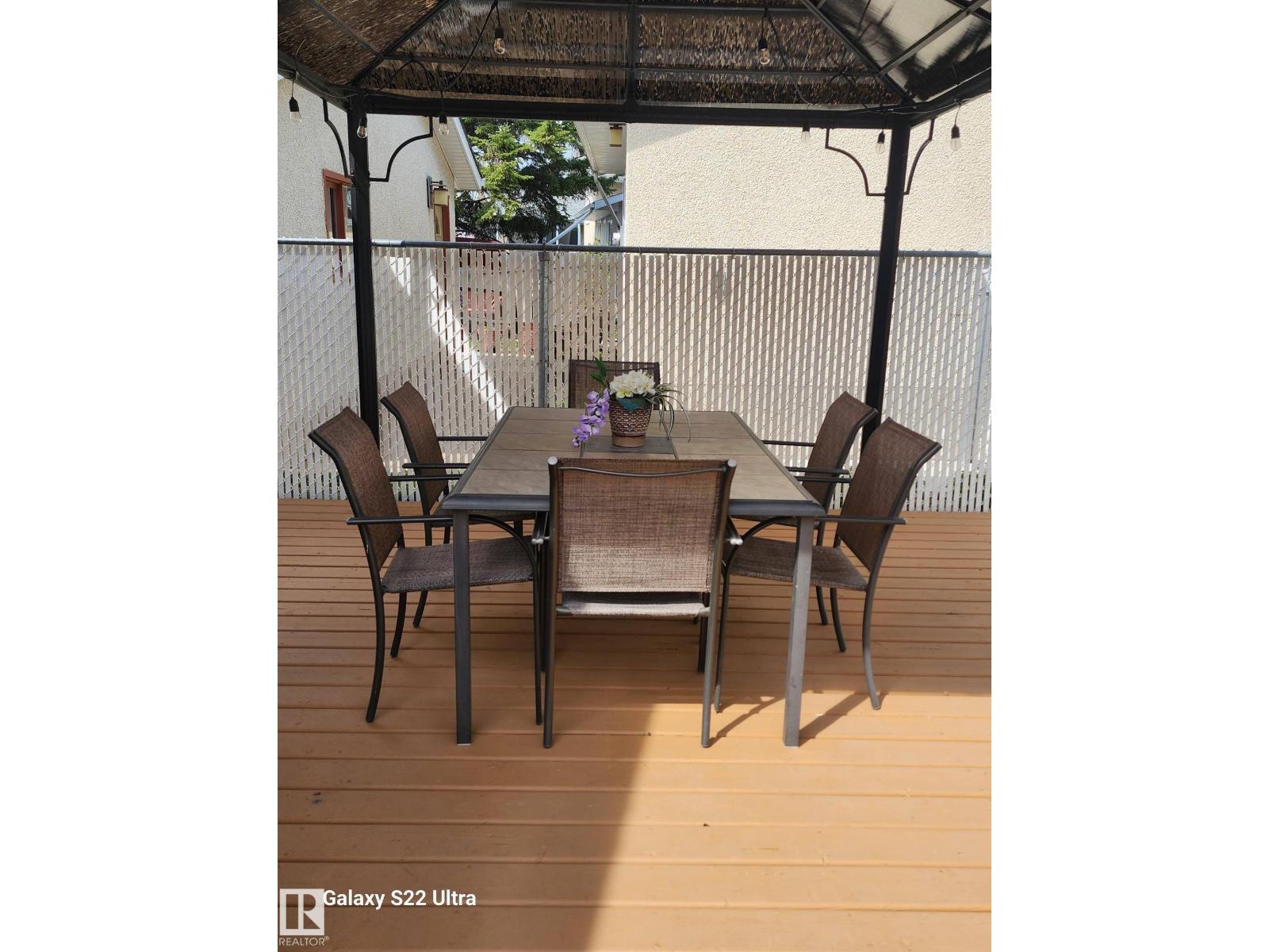 4419 43 AV — photo 18
