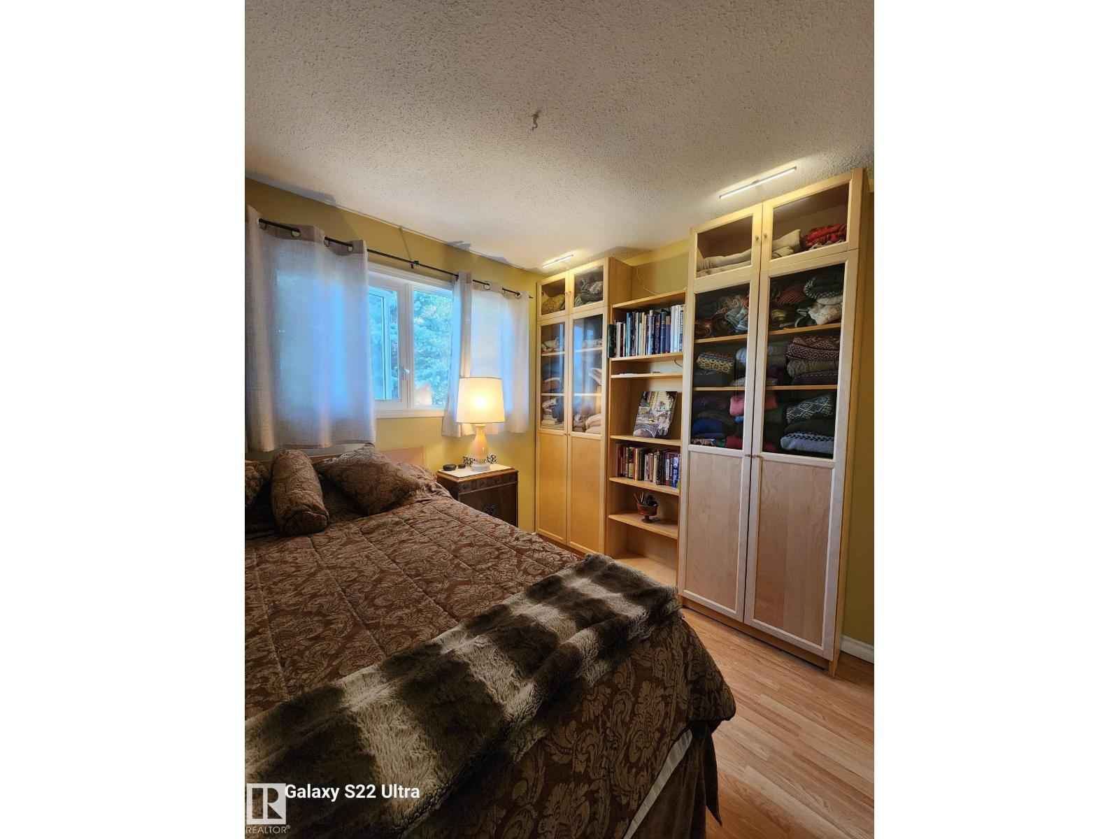 4419 43 AV — photo 43