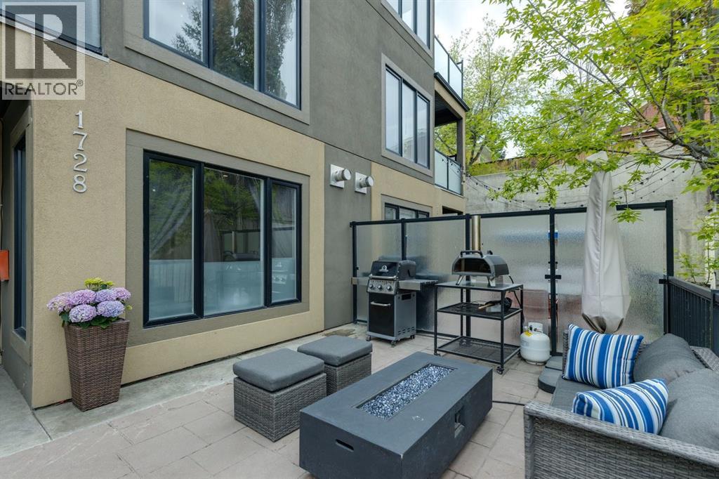 #2 1728 27 Avenue SW - 34