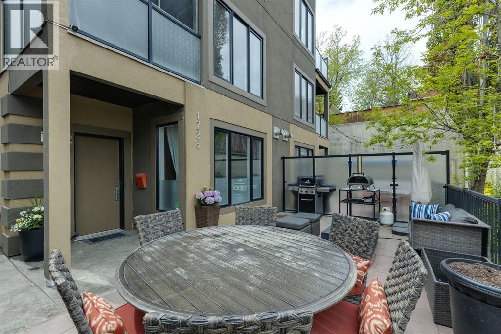 #2 1728 27 Avenue SW - 33