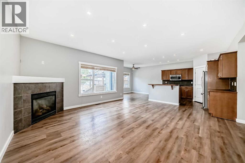 32 Copperleaf Way SE - 2