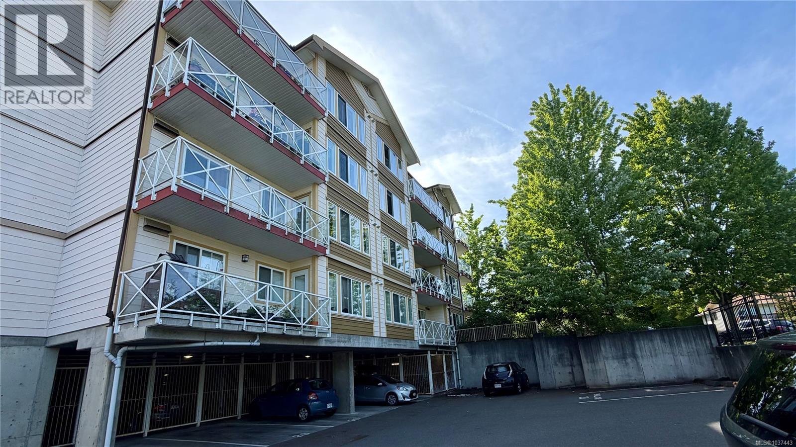 #405 364 Goldstream Ave - 27