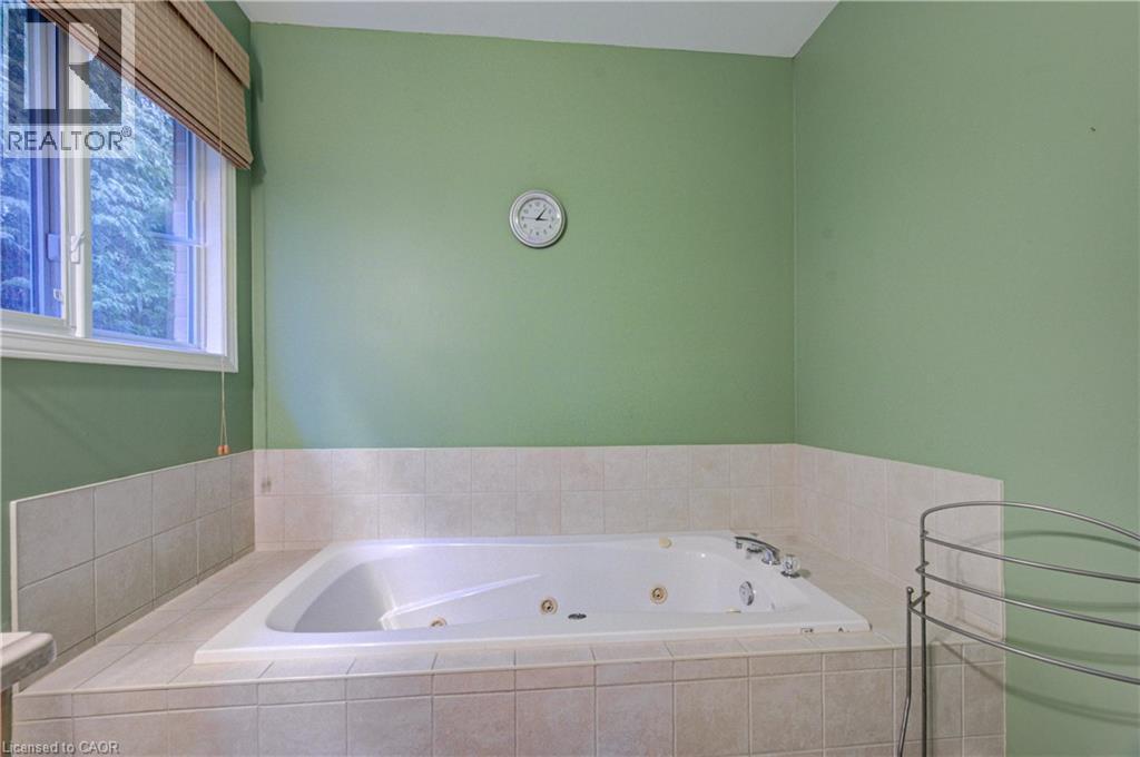 11 CAROLINIAN Lane - 25