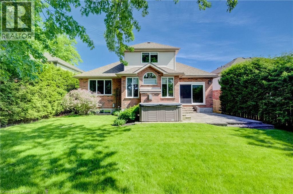 11 CAROLINIAN Lane - 42