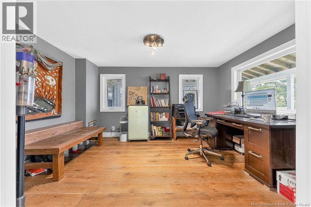 60 Meadowbrook Lane - 34