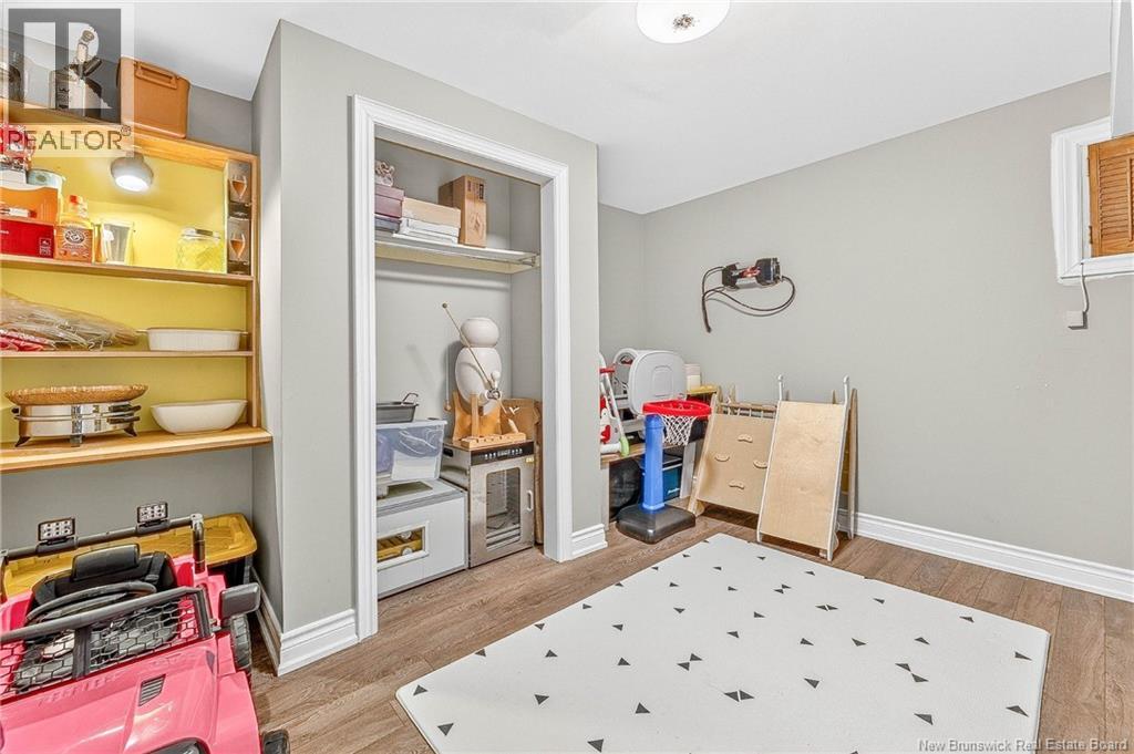 60 Meadowbrook Lane - 41