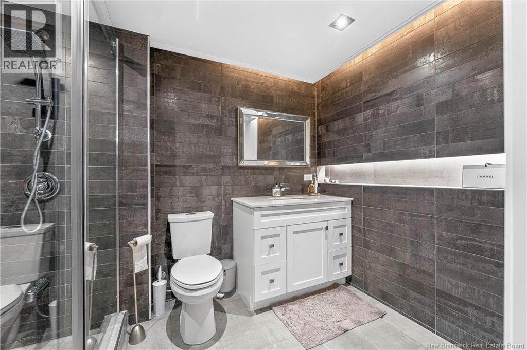 60 Meadowbrook Lane - 36