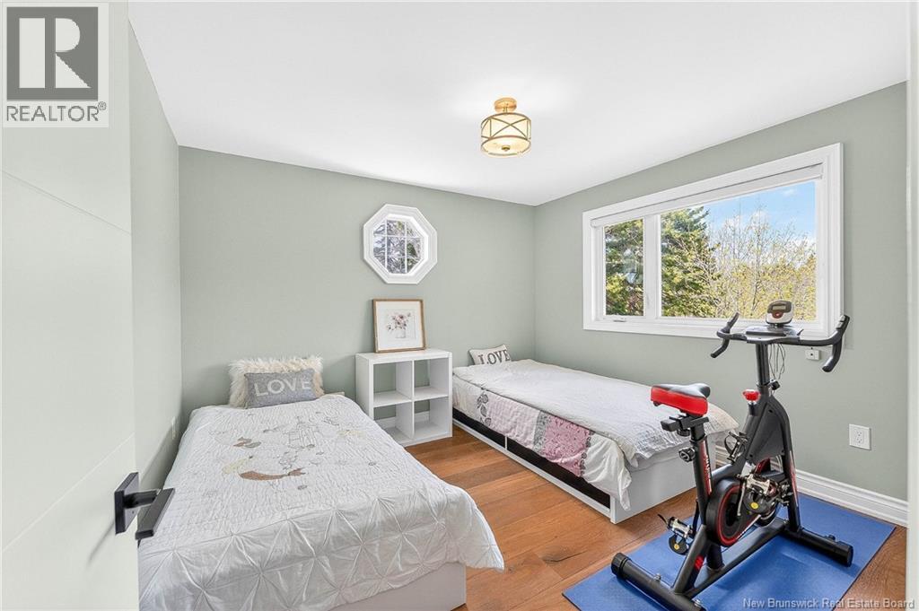 60 Meadowbrook Lane - 35