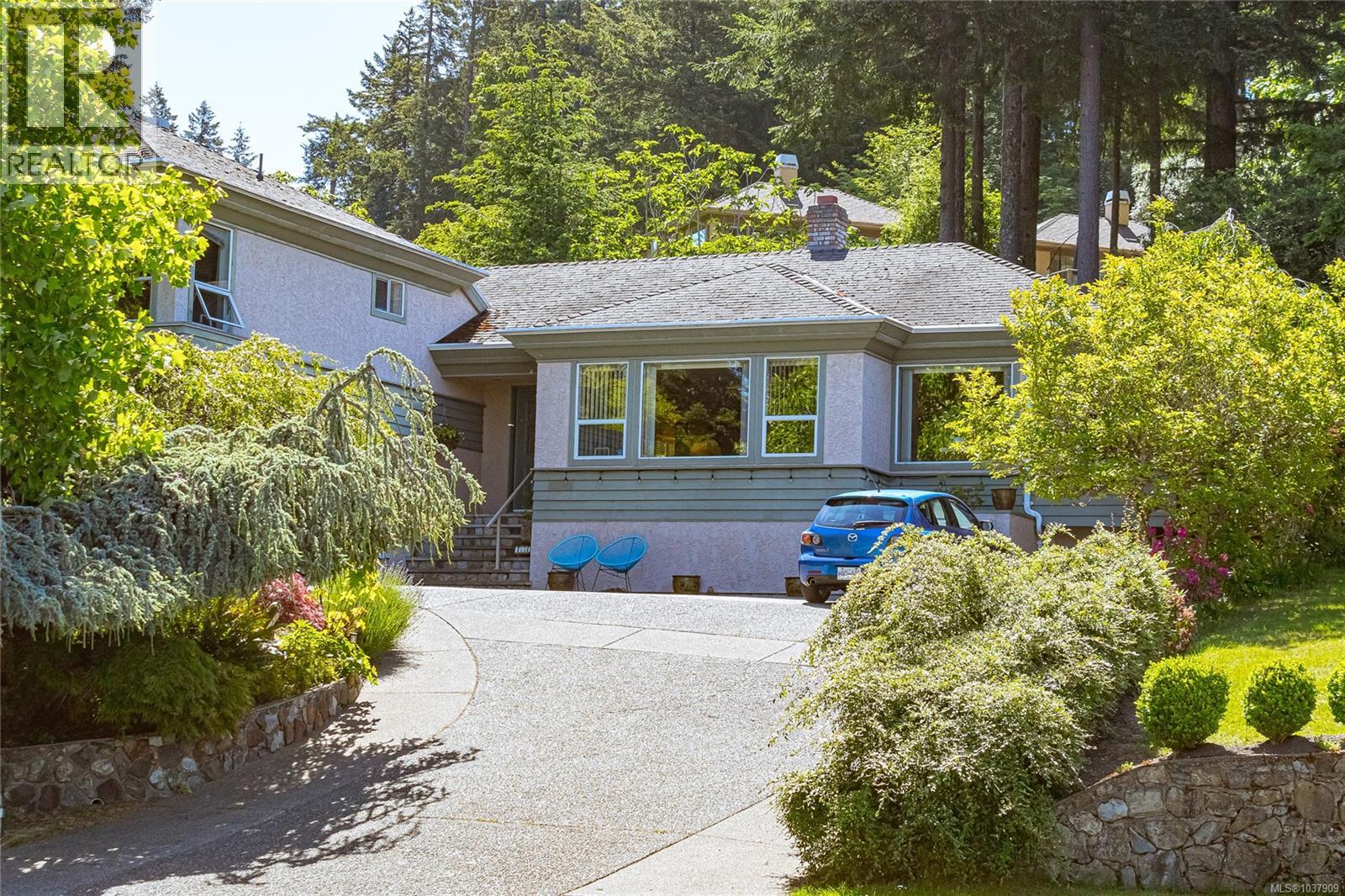  4343 Emily Carr Drive, Saanich