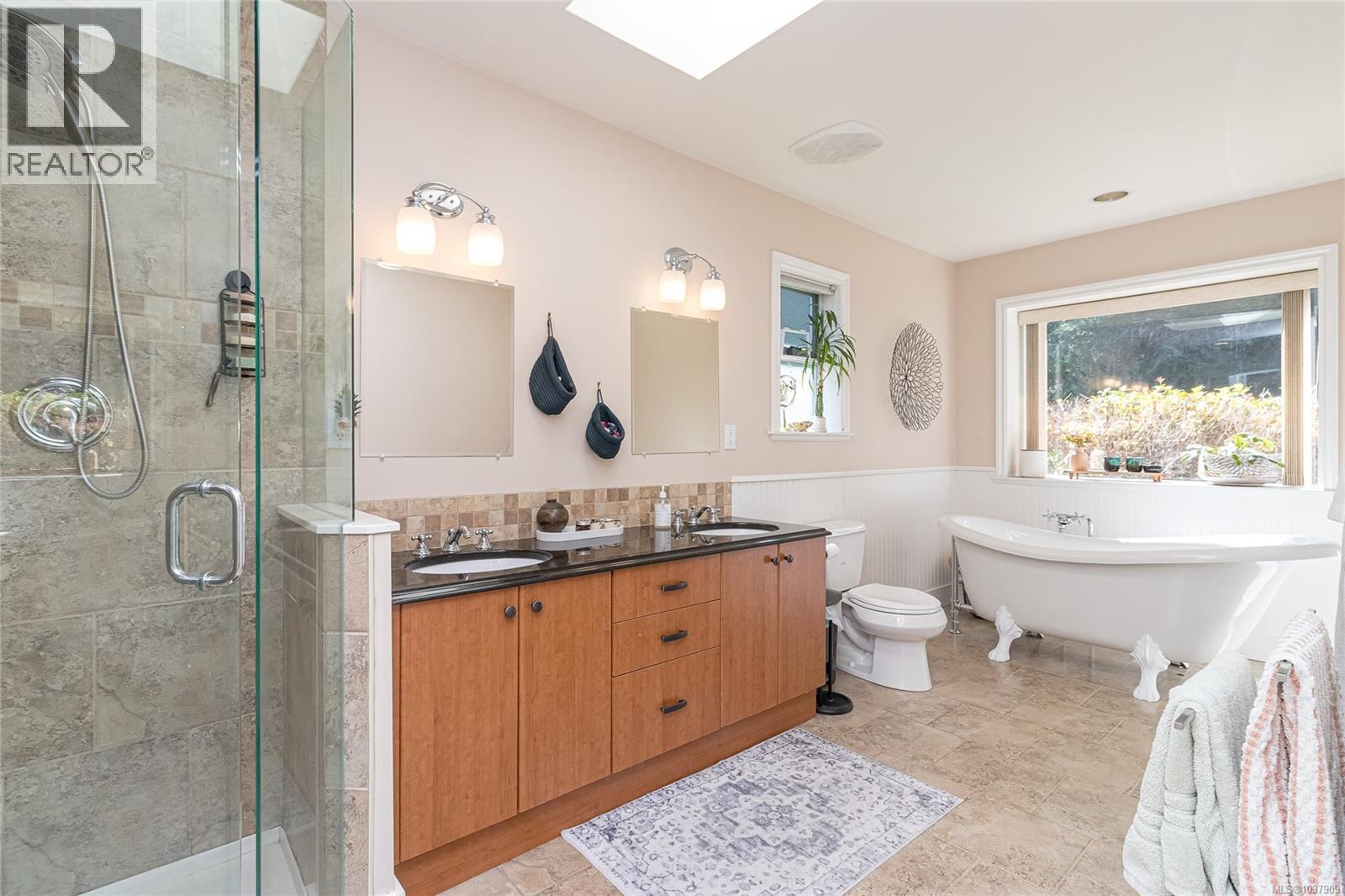  4343 Emily Carr Drive, Saanich