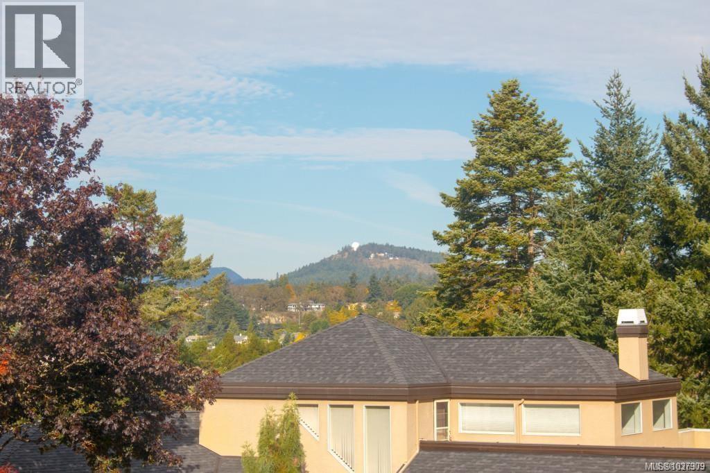  4343 Emily Carr Drive, Saanich