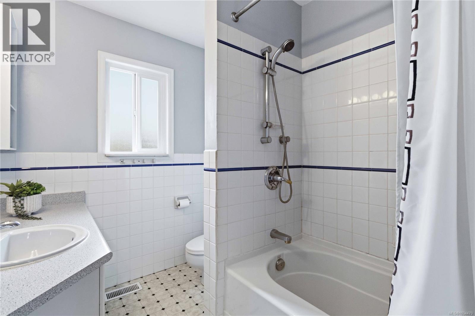 1773 Howroyd Ave - 16
