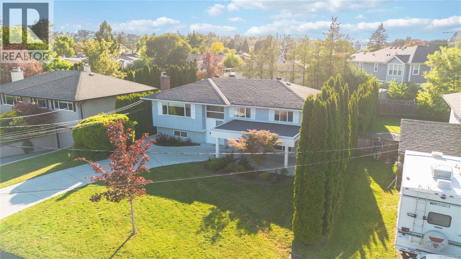 1773 Howroyd Ave - 54